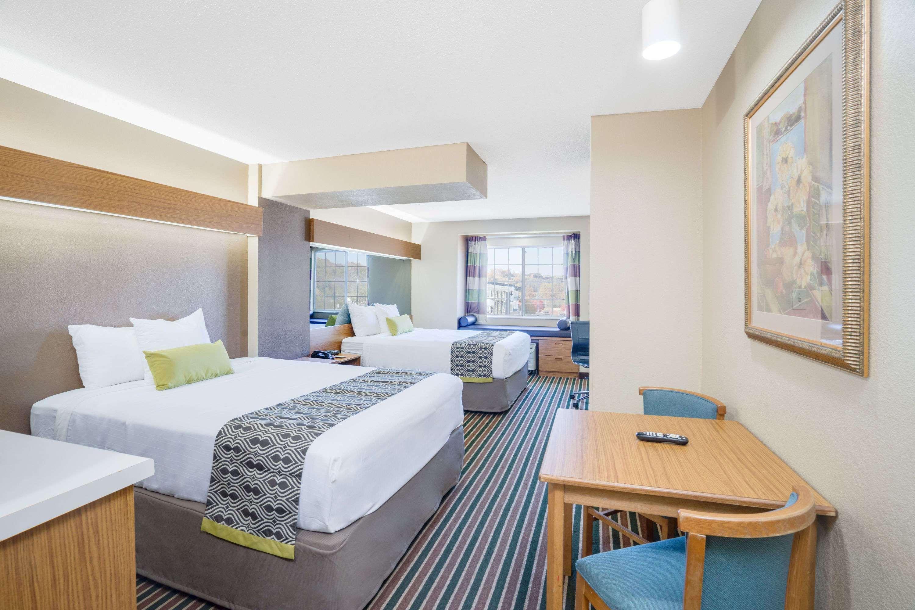 Microtel Inn & Suites By Wyndham פיג'ן פורג' מראה חיצוני תמונה