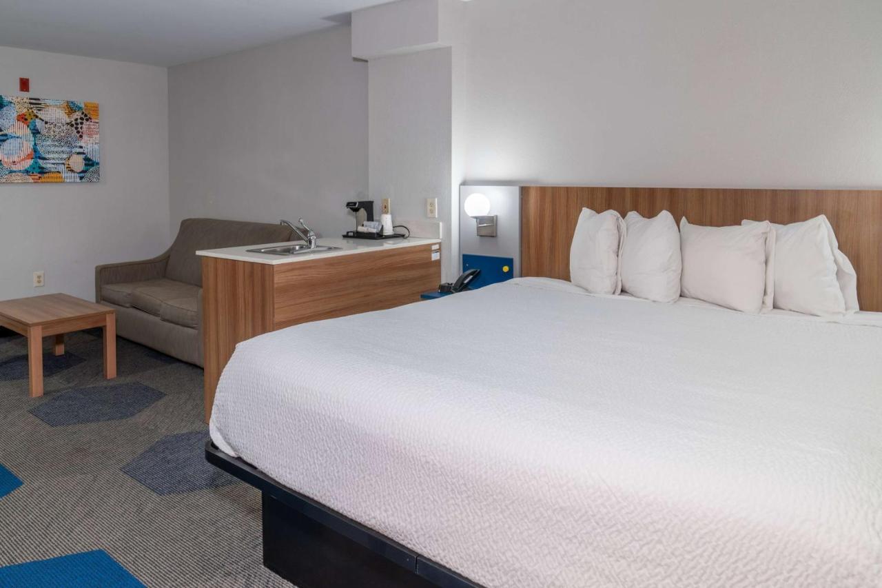 Microtel Inn & Suites By Wyndham פיג'ן פורג' מראה חיצוני תמונה