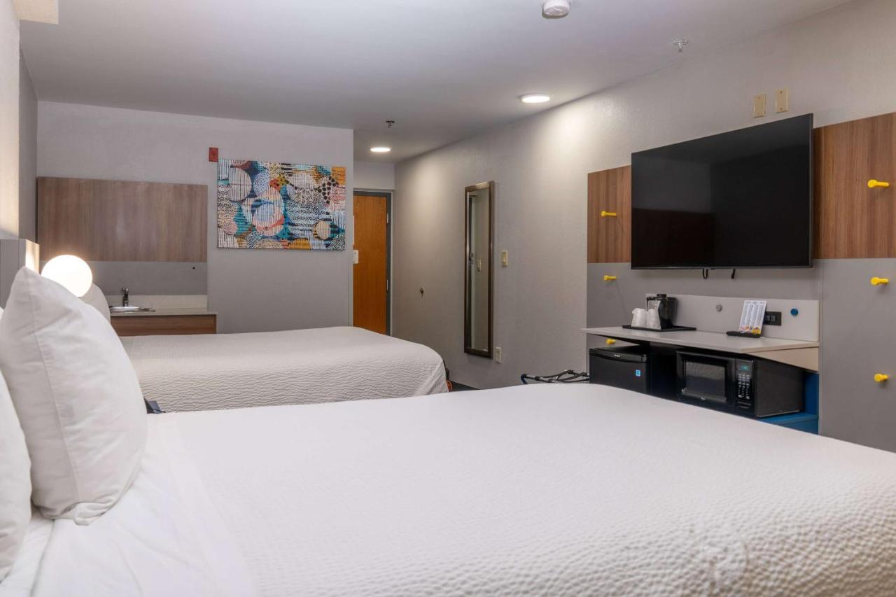 Microtel Inn & Suites By Wyndham פיג'ן פורג' מראה חיצוני תמונה