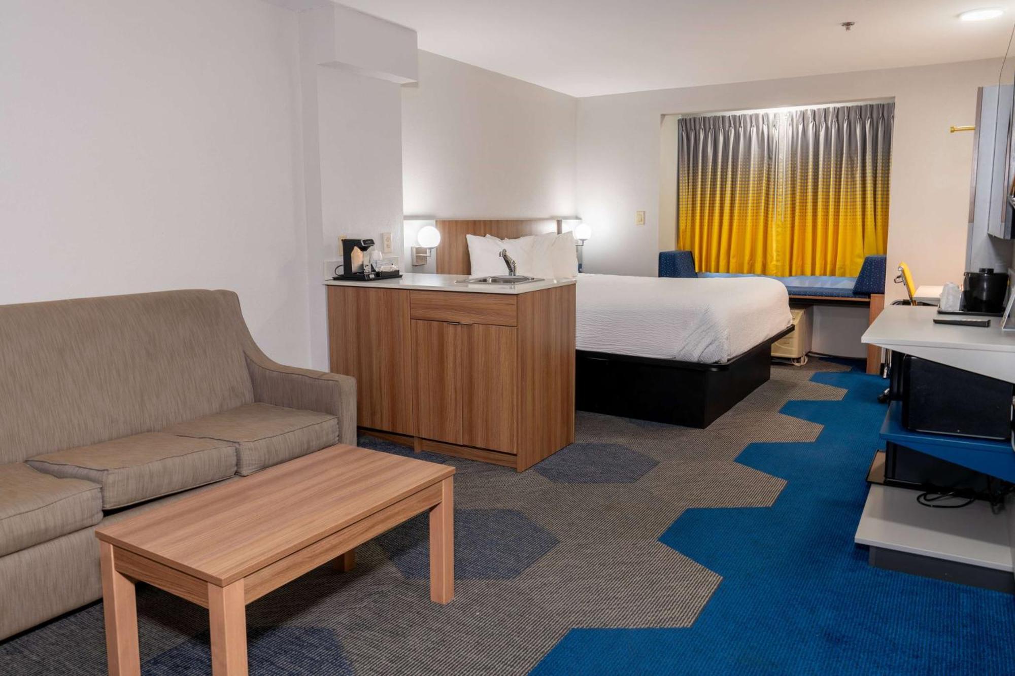 Microtel Inn & Suites By Wyndham פיג'ן פורג' מראה חיצוני תמונה